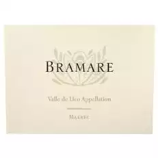 اللون الأرجواني العميق. العبير من الفاكهة الحمراء والسوداء الناضجة مختلطة مع الملاحظات حار من الفانيليا والقرنفل والقرفة وصندوق السيجار. تلميحات من الحلويات. الحنك المركز مع العفص الحلو والملمس المخملي.