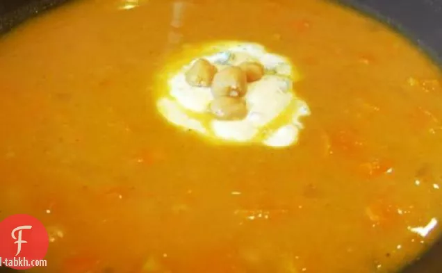 شوربة البطاطا الحلوة والحمص المغربية
