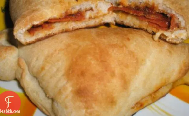 كالزونيس رشيق