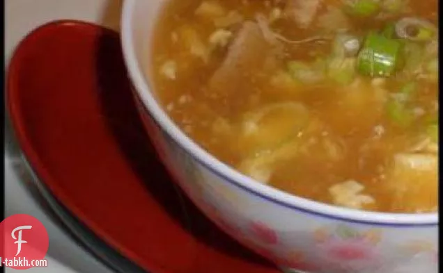 شوربة ساخنة وحامضة