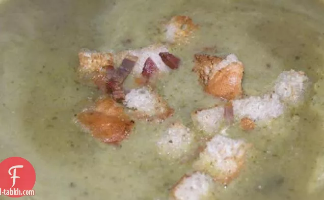 شوربة كريمة البروكلي من نيتكو