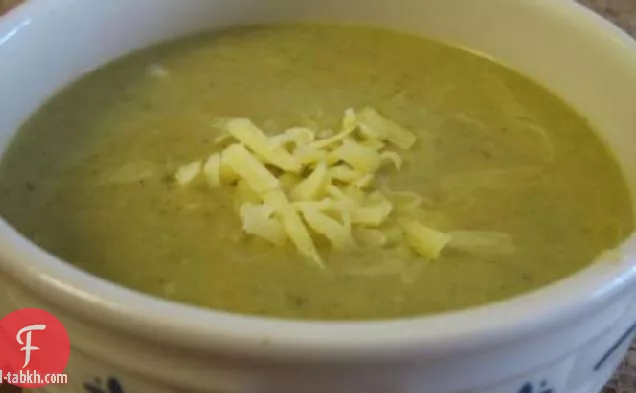 شوربة البروكلي والشيدر