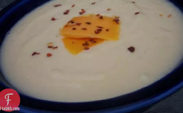 حساء الجبن القرنبيط ويسكونسن