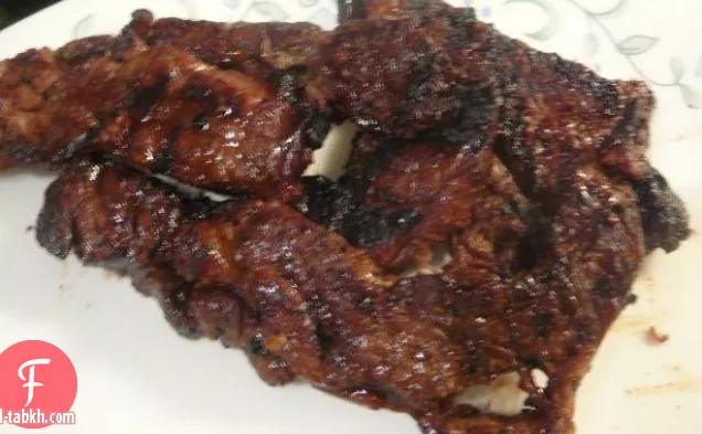لحم البقر الزنجبيل والهليون مع الفطر