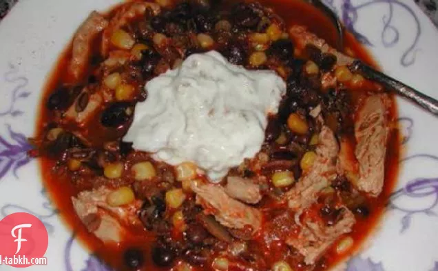 شوربة دجاج مكسيكية بالكزبرة-كريمة تشيلي