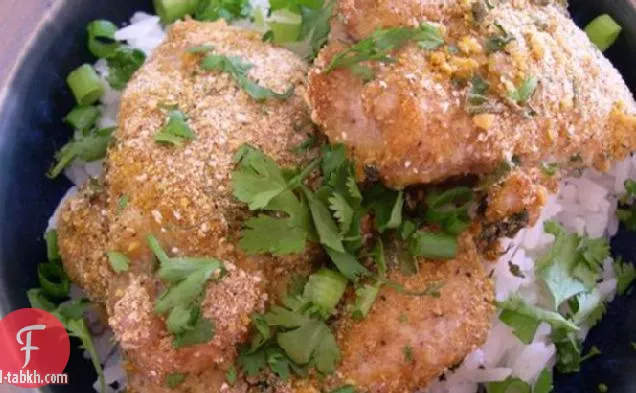 دجاج بالكاري التايلاندي الحار مغطى بالفول السوداني