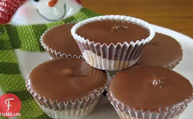 أكواب زبدة الفول السوداني