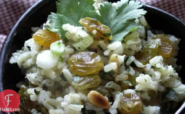 الفاكهة والجوز الأرز بيلاف