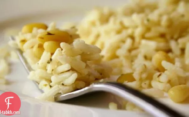 الصنوبر الجوز الأرز بيلاف (بي إرمون الأرز بيلاف)