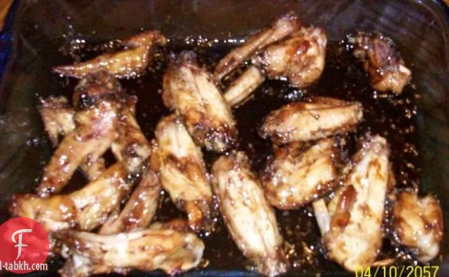 أجنحة دجاج بالعسل والثوم