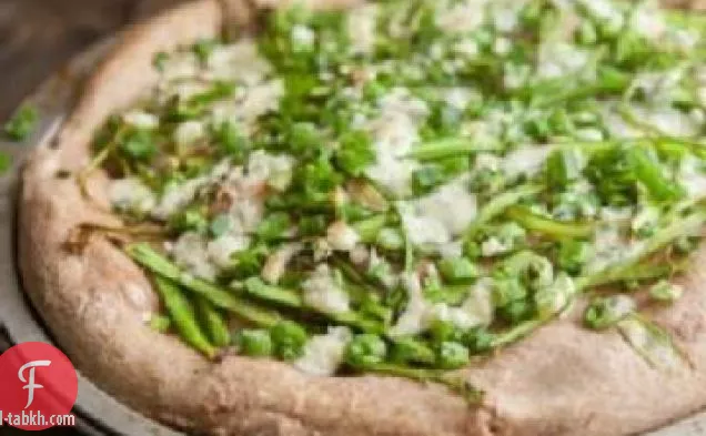 الهليون المحلوق وبيتزا جورجونزولا