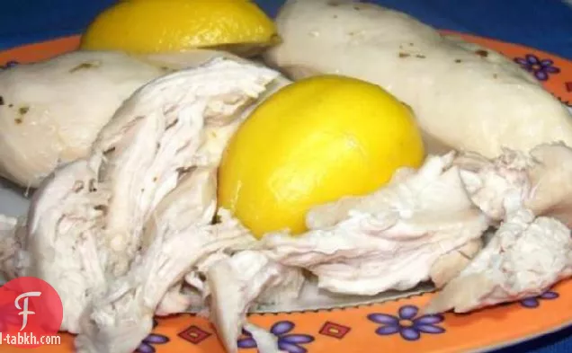 دجاج مسلوق بالليمون والثوم