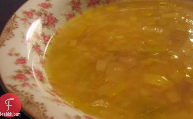 بوتاج دي لا كونسيرج (حساء الكراث والبطاطس)