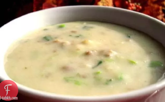 شوربة البطاطس والكراث القلبية