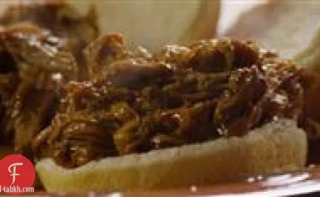 مقبلات لحم الخنزير المقدد والبصل المشوي