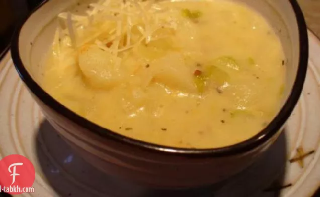 حساء البطاطا المخبوزة