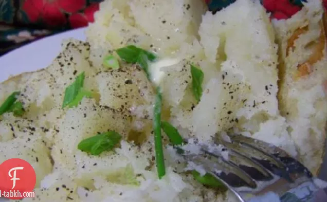 بطاطا مخبوزة على طراز المطعم