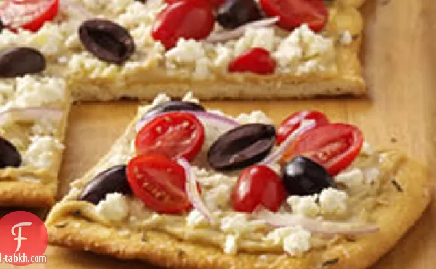 بيتزا سلطة يونانية