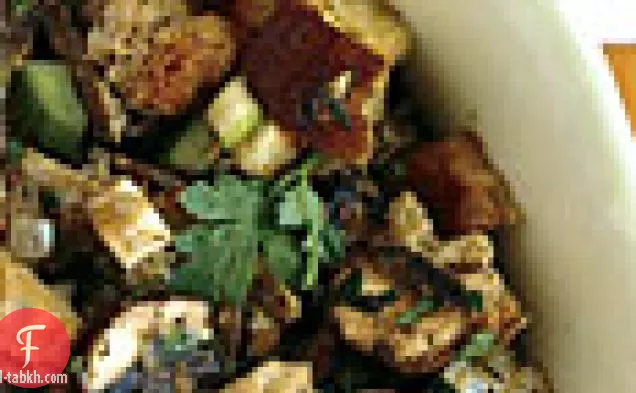 سلطة خبز الجيبليت والفطر