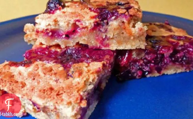 شوكولاتة بيضاء حارة-براونيز عنبية
