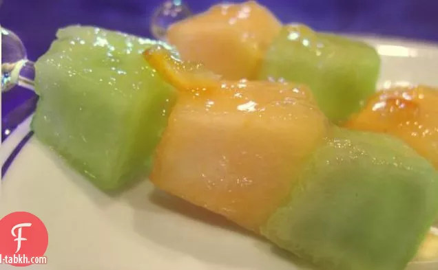 البطيخ مع صلصة الليمون الحلو