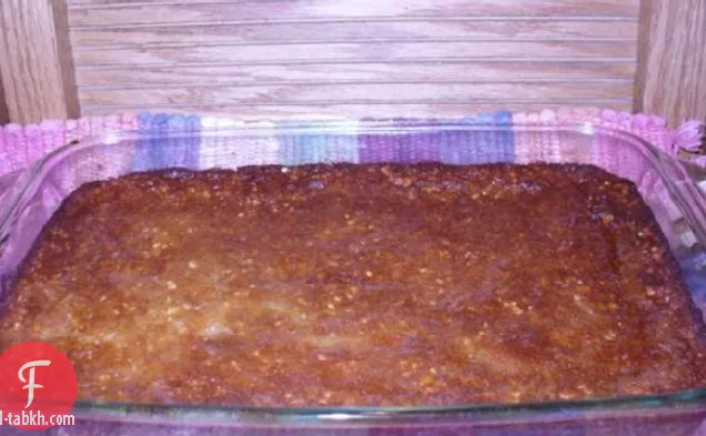 سنو الخوخ مهد كعكة