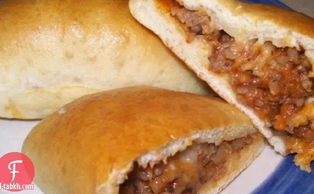 ميني سجق كالزونيس (أومك)