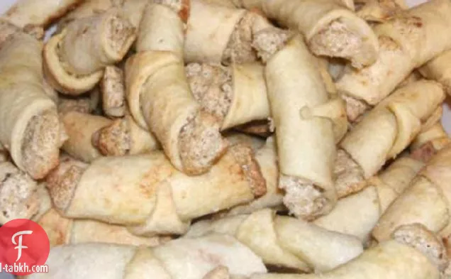 كيفليس (لفائف الجوز أو قرون)