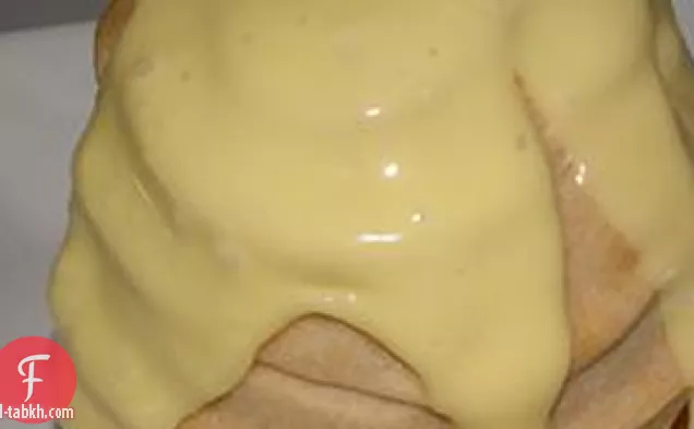 خلايا نحل الخوخ مع الصلصة الصلبة
