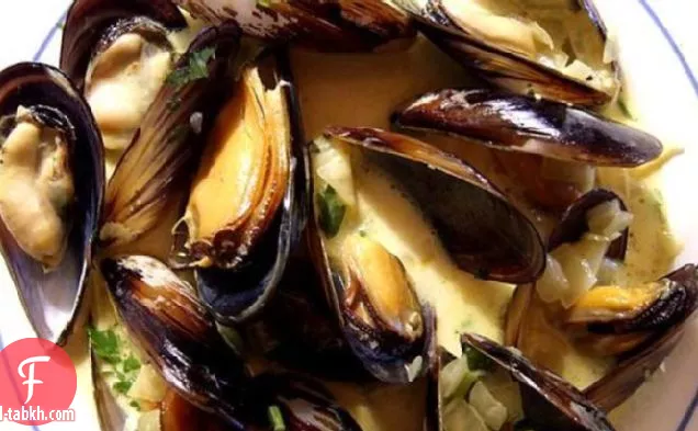 بلح البحر مع كريم الزعفران