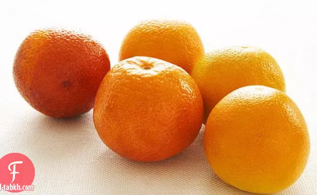 سلطة الشمر والجرجير والبرتقال مع صلصة الحمضيات