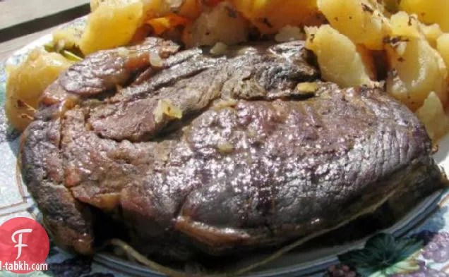 بيرة مطبوخة ببطء-لحم بقري مطهو ببطء