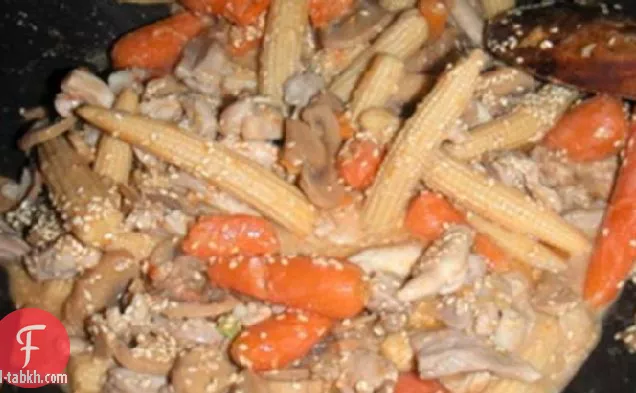 دجاج بالسمسم بنكهة غريبة