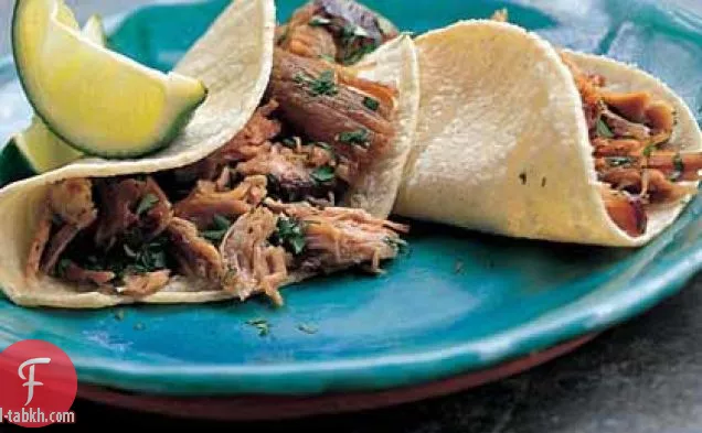 سندويشات التاكو لحم الخنزير المشوي ببطء