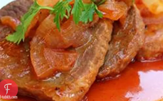 عين شريحة لحم مستديرة وكاتشب