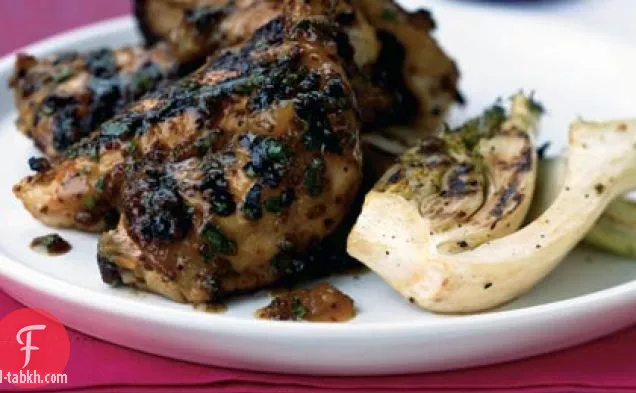 دجاج كورنيش مشوي مع طلاء المشمش والخردل