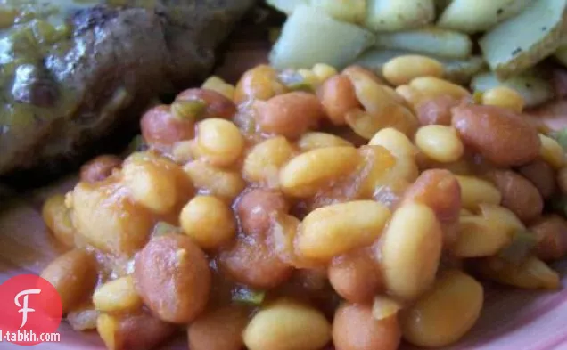 الفاصوليا المخبوزة الحارة
