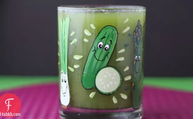 عصير أخضر منعش
