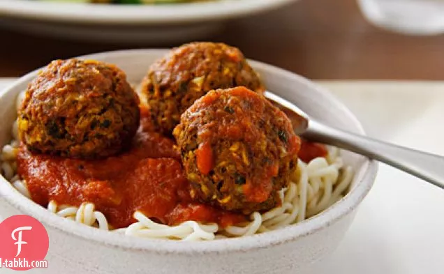 كرات البنجر (سجق نباتي خال من الغلوتين)