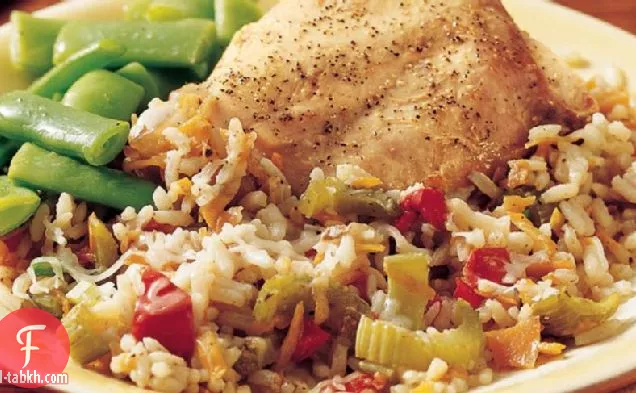 طباخ بطيء الديك الرومي الإيطالي-عشاء الأرز