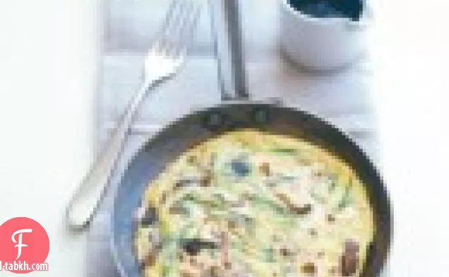 شرحات لحم الضأن الربيعية مع سلطة البطاطس والبازلاء والطرخون