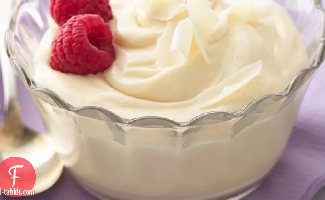 موس الشوكولاتة البيضاء لمدة 10 دقائق