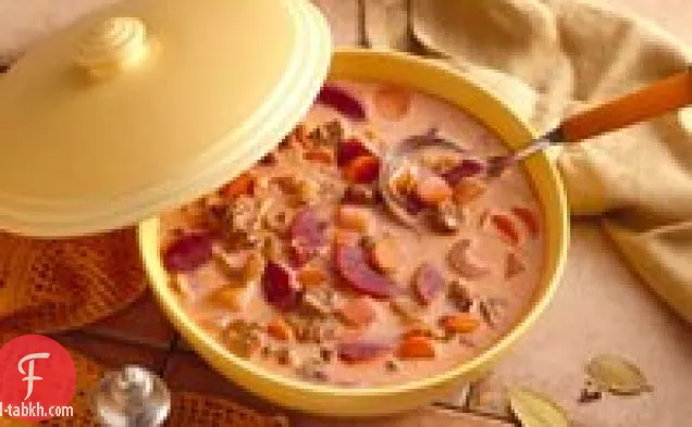 حساء لحم البقر الخضار