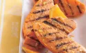 البطاطا الحلوة المشوية مع زبدة البرتقال والزنجبيل