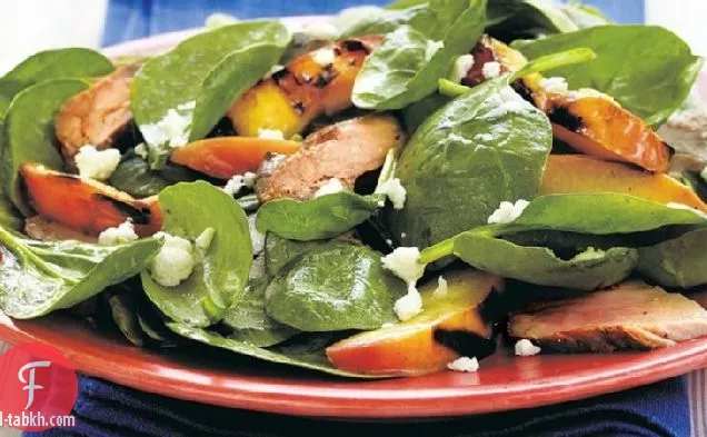 لحم الخنزير المشوي ' نكتارين سلطة السبانخ