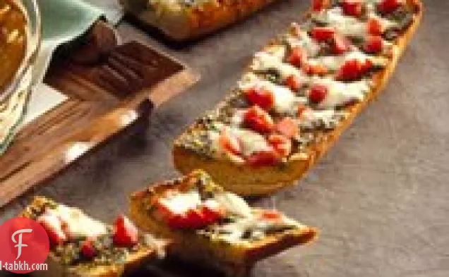 بيستو موتزاريلا رغيف