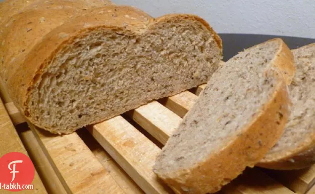 خبز الخبز: الجاودار مع الكراوية والكتان
