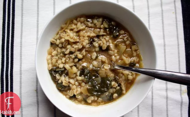 عشاء الليلة: حساء الشعير الأخضر