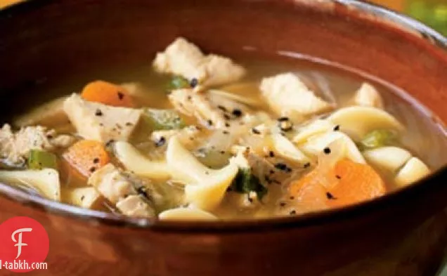 شوربة نودلز تركيا