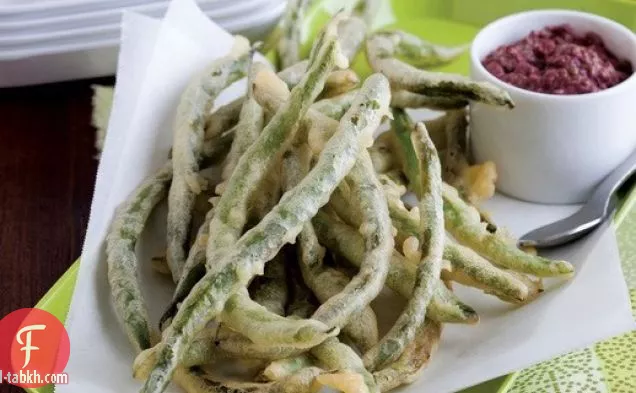 فاصوليا خضراء تمبورا مع صلصة التابيندادي من ' الوجبات الخفيفة المالحة